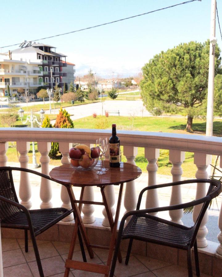 Villa Alexander Paralía Екстериор снимка