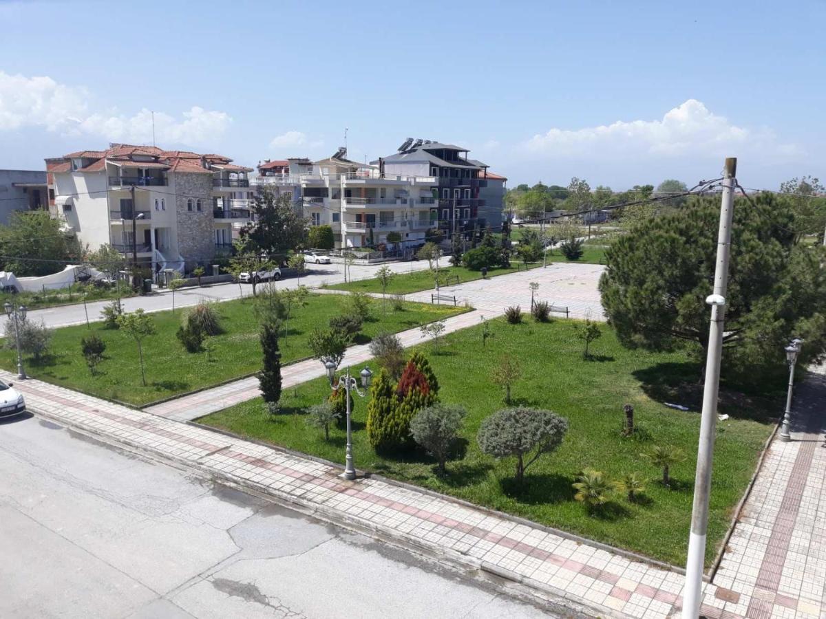 Villa Alexander Paralía Екстериор снимка
